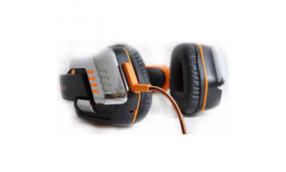 Headset gamer iluminado Microdigi MD-H2122D